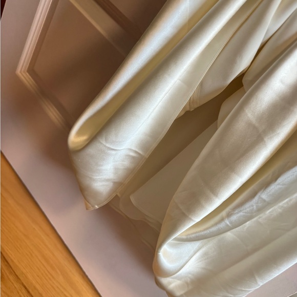 REFORMATION SILK DRESS - SOLD - Picture 5 of 6